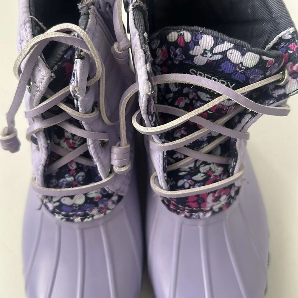 Sperry waterproof boots Girls Purple And Floral Duckboot, Size 2M youth